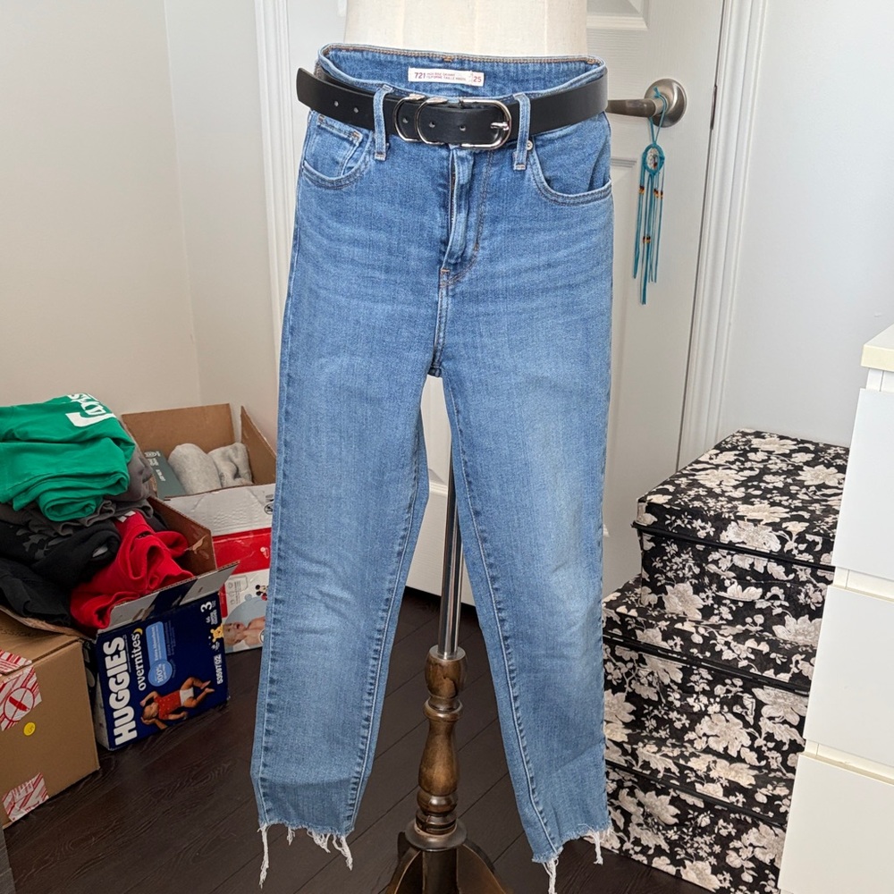 Levis 721 high rise Denim Women's Jeans